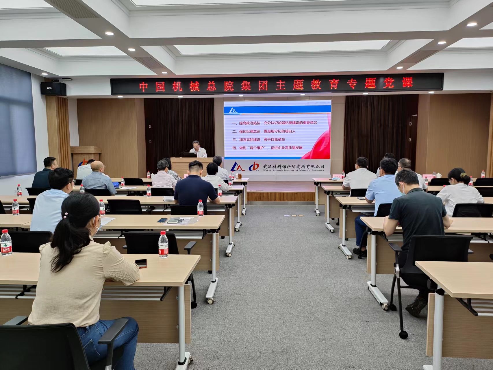 e1854ea714cc6b2a91bf5adbbcd4328