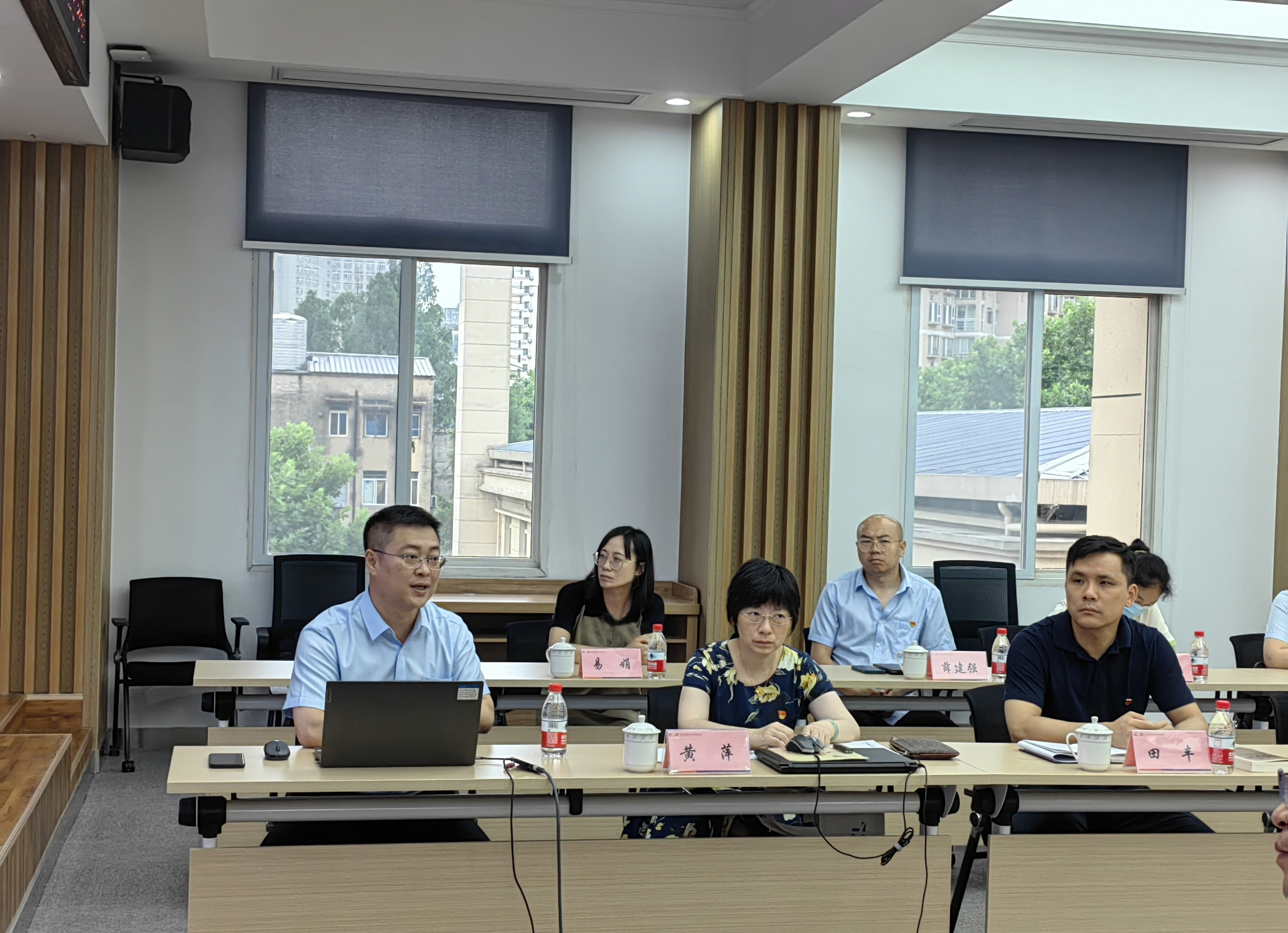 6f2a04d29884f597b86136958f60422.jpg 6f2a04d29884f597b86136958f60422.jpg