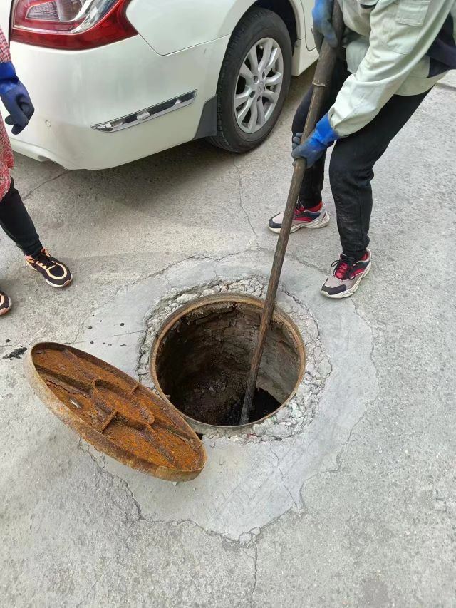 家属区污水网排查-2.jpg 家属区污水网排查-2.jpg