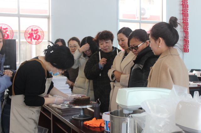 IMG_2438.jpg IMG_2438.jpg