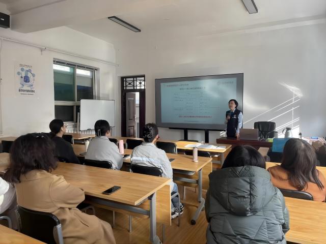 24704353e4e6d45b4290c95657758b8(1).jpg 24704353e4e6d45b4290c95657758b8(1).jpg