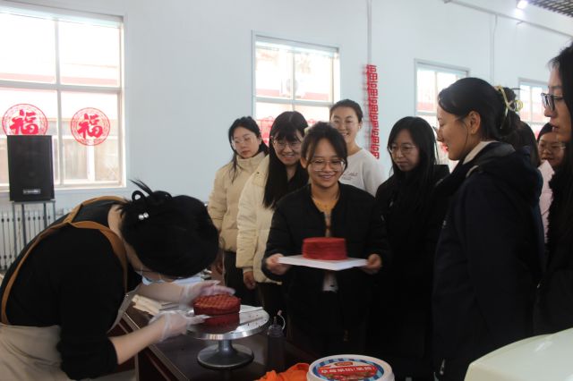 IMG_2418.jpg IMG_2418.jpg